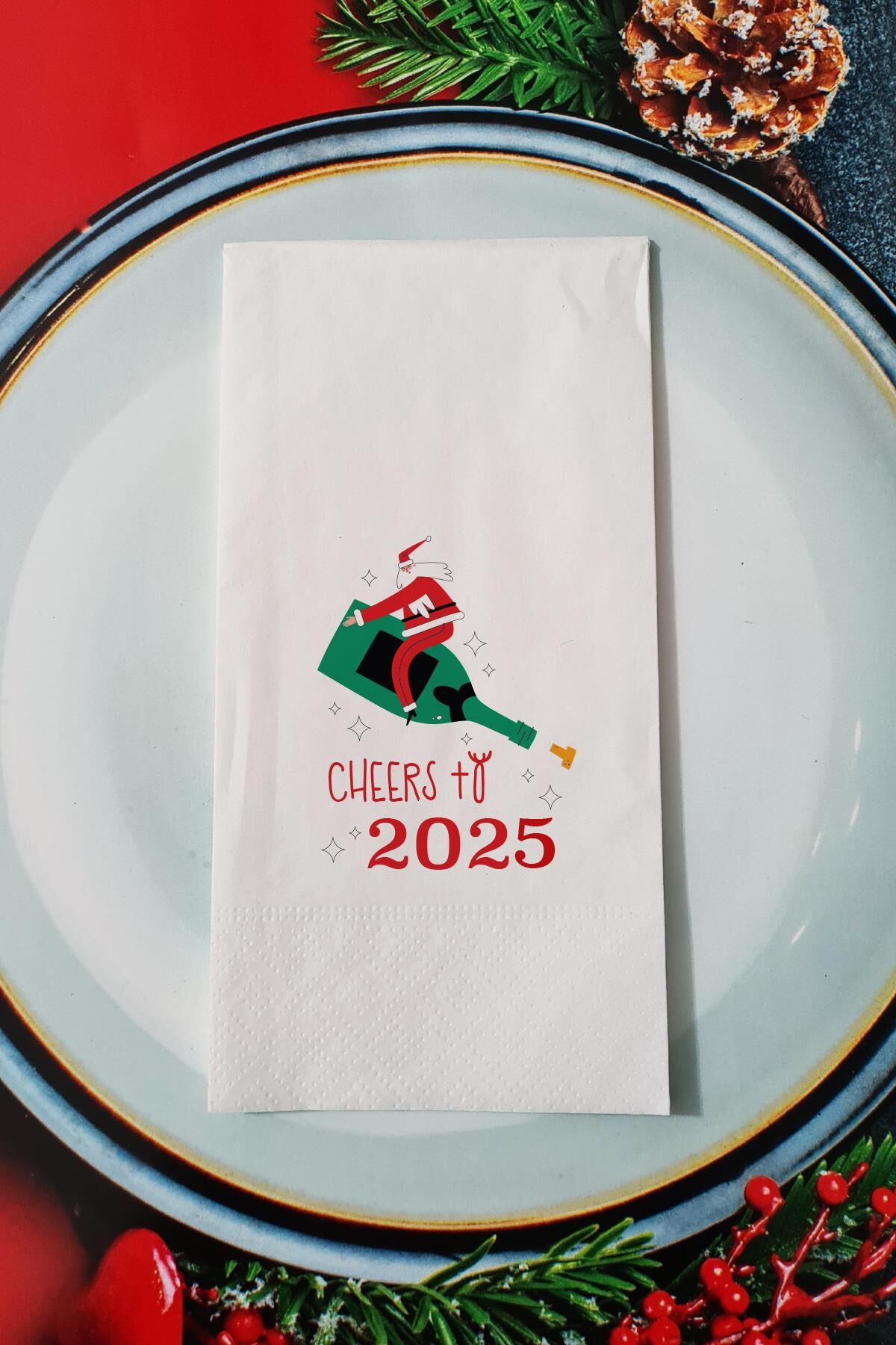 Cheers to 2025 Şampanya ve Noel Baba Desenli Yılbaşı - Yeni Yıl Sunum Peçetesi