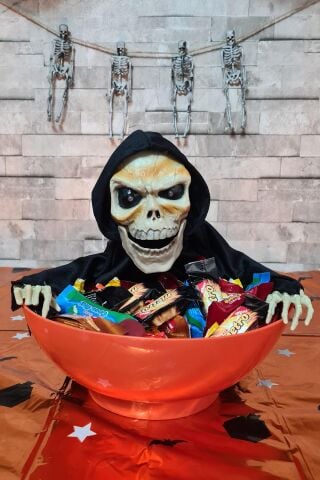 Halloween Sesli Hareketli Şekerlik İskelet Şeker Kovası Hareket Sensörlü Hareketli Sesli Şekerlik