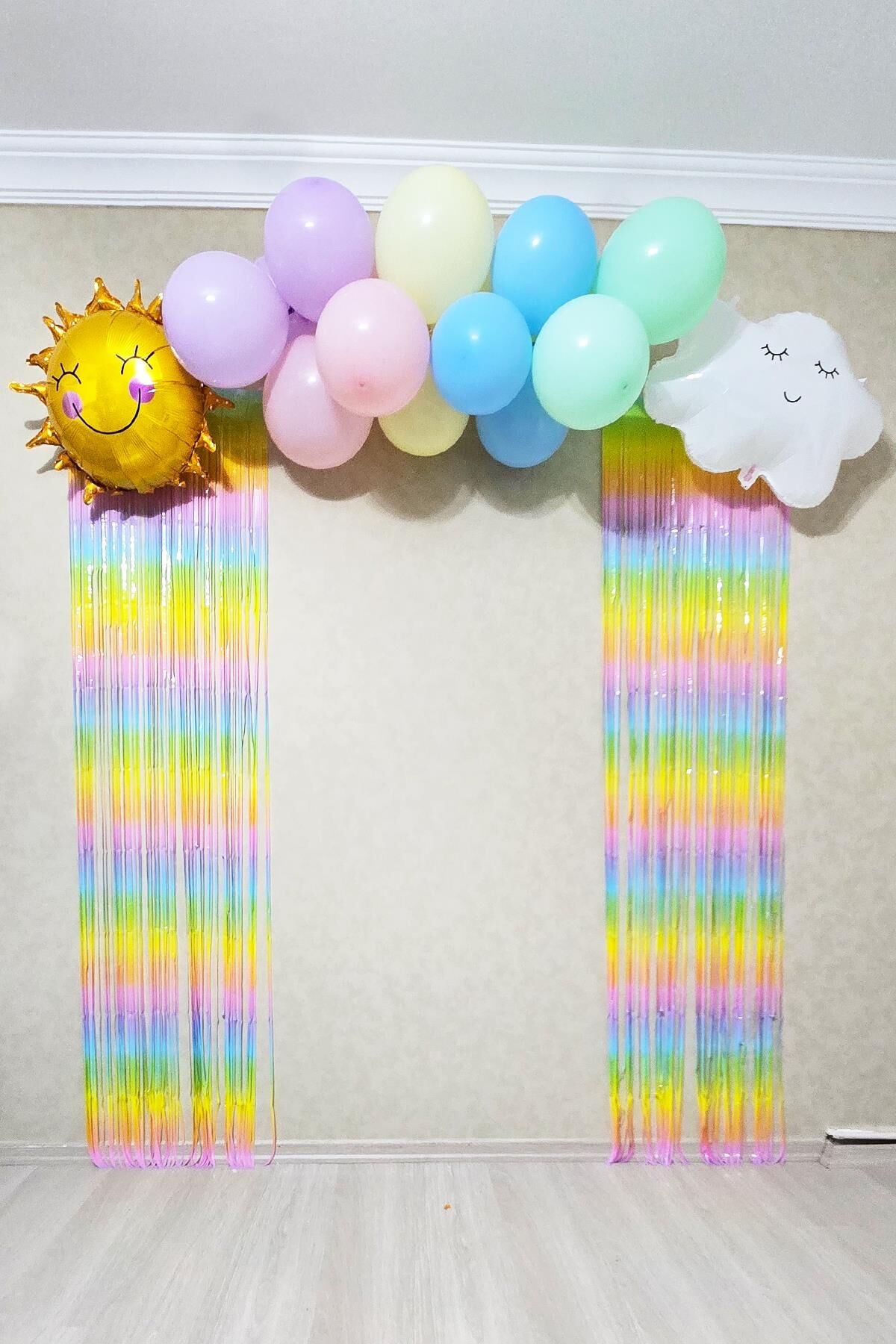 Gökkuşağı Konsept Bulut Güneş Balonlu Makaron Fon Perdeli Balon Zinciri Seti