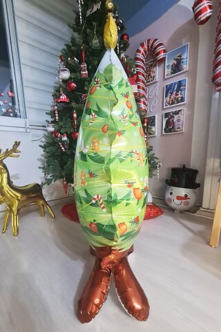 Yılbaşı Ağacı Folyo Balon Ayaklı Dik Duran Yılbaşı Ağacı Şeklinde Büyük Balon