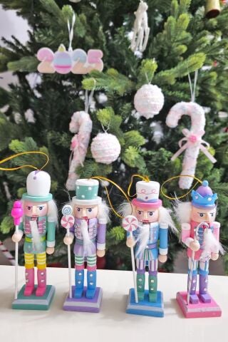Makaron Renkler Kurşun Askerler 4lü Yılbaşı Kurşun Asker Figürleri Yılbaşı Ağaç Süsleri Nutcracker Masa Süsleri 4lü