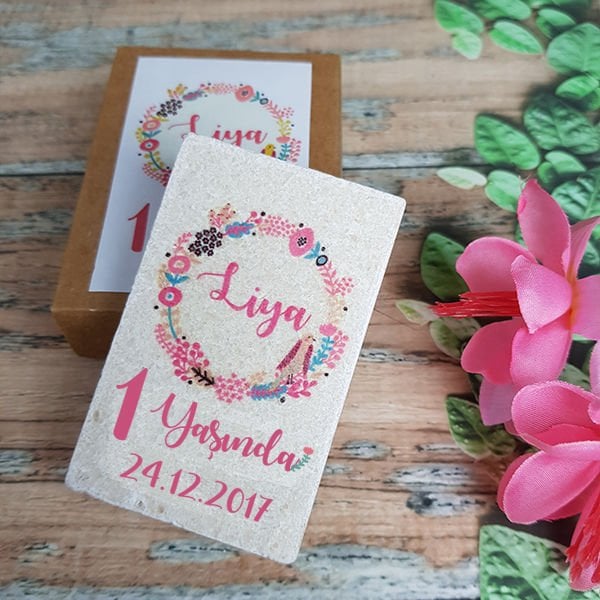 Pembe Çiçekli Kuşlu Konsept Baskılı Doğal Taş Magnet