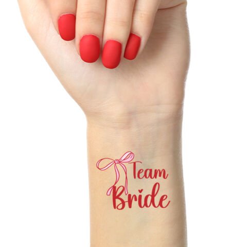 Kırmızı Fiyonk Konsept  Team Bride Dövme