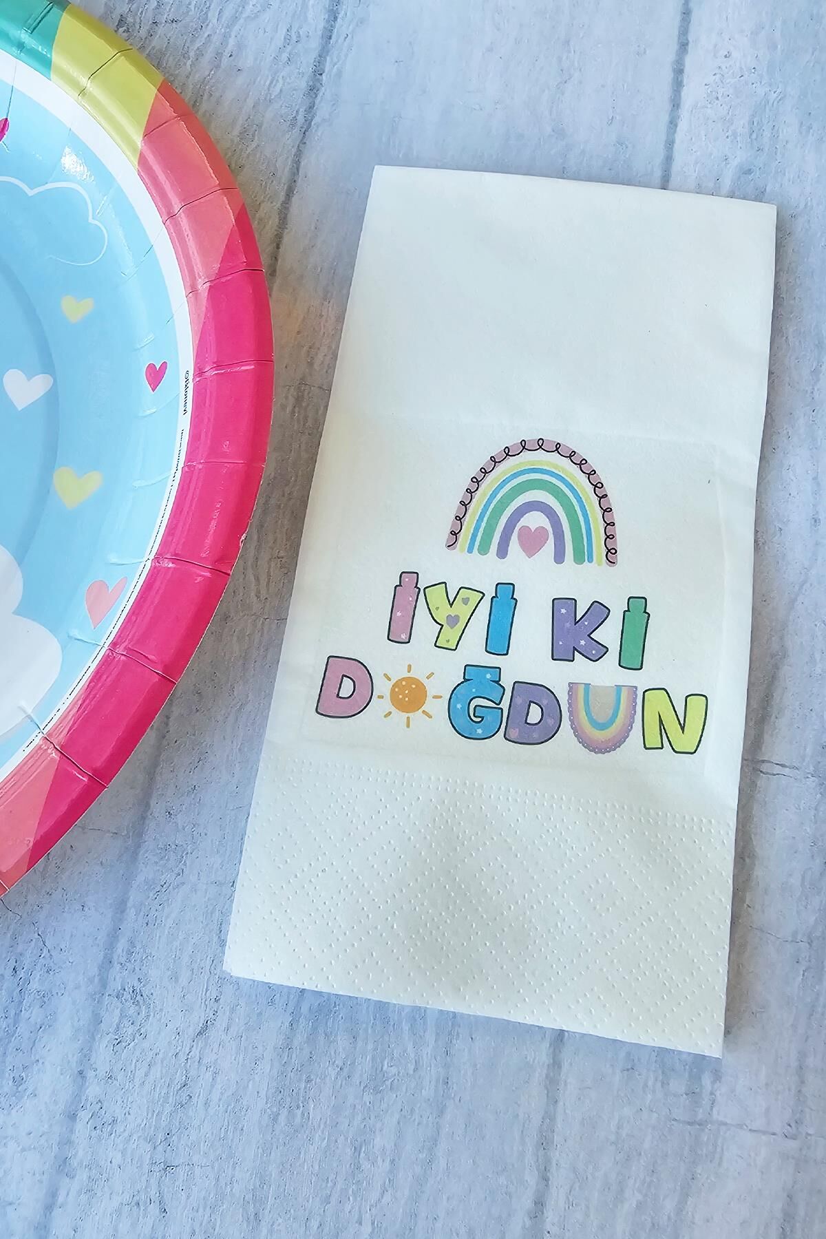 Gökkuşağı Konsept Baskılı Doğum Günü Peçetesi 20li