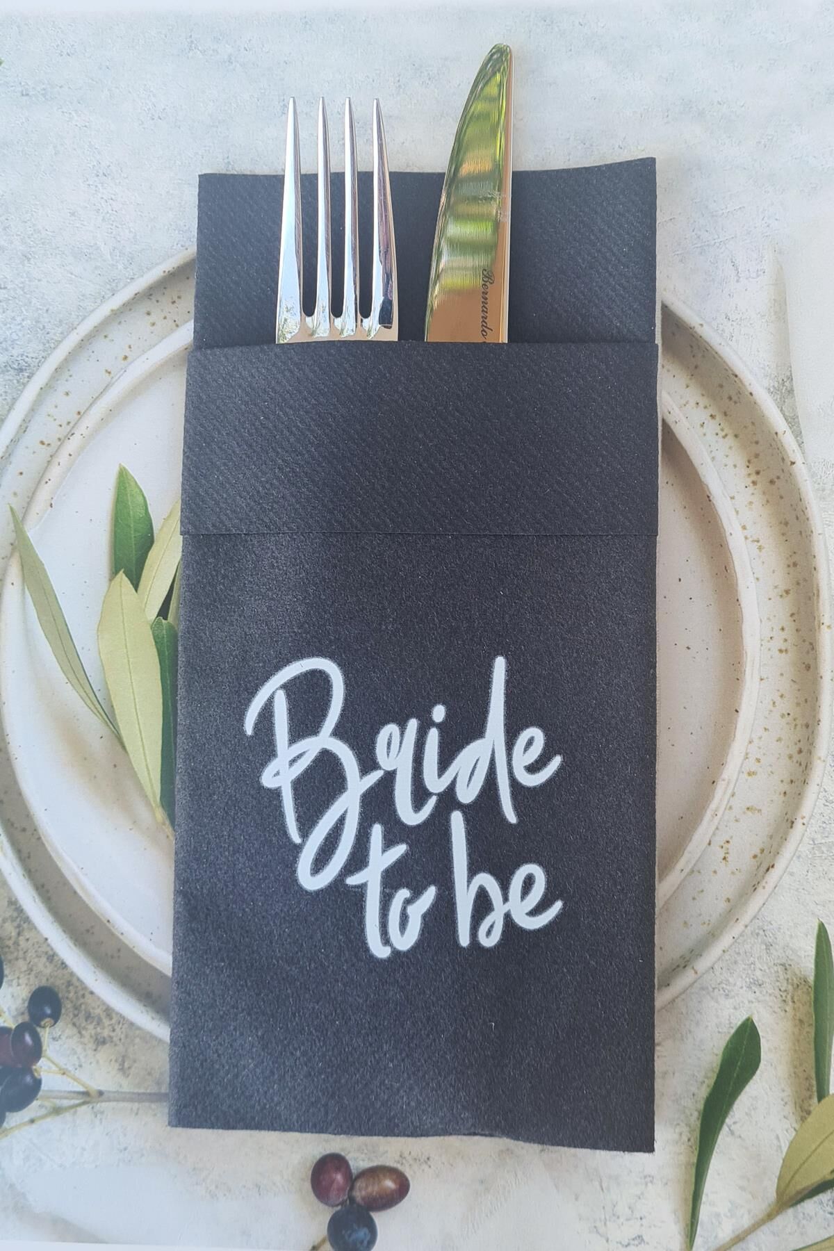 Kumaş Dokulu Beyaz Baskılı Bride To Be Bride Parti Peçetesi SİYAH Peçete 6'lı