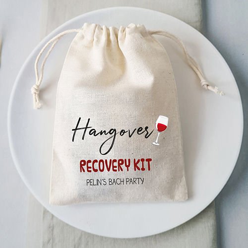 İsme Özel Baskılı Hangover Kit Kesesi Kadeh Detaylı