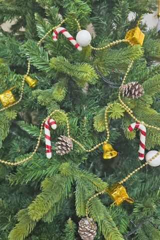 Yılbaşı Ağaç Süsü Zincir Süs 150cm Kozalak Baston Şeker Hediye Paketi Çan Yılbaşı Ağacı Süsü Zincir Lüks