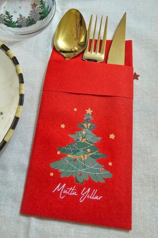 Kumaş Dokulu Kırmızı Yılbaşı Ağacı Mutlu Yıllar Baskılı Yılbaşı Peçetesi - Cepli Kırmızı Peçete 6lı Paket