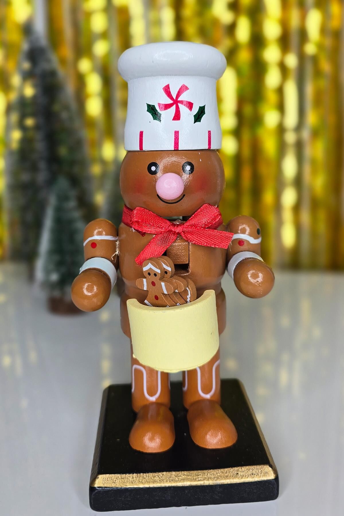 Kurabiye Adam Fındıkkıran Masa Üstü Süs Obje Aşçı Kurabiye Adam ve Kurabiyeleri Yılbaşı Masa Süsü 16cm