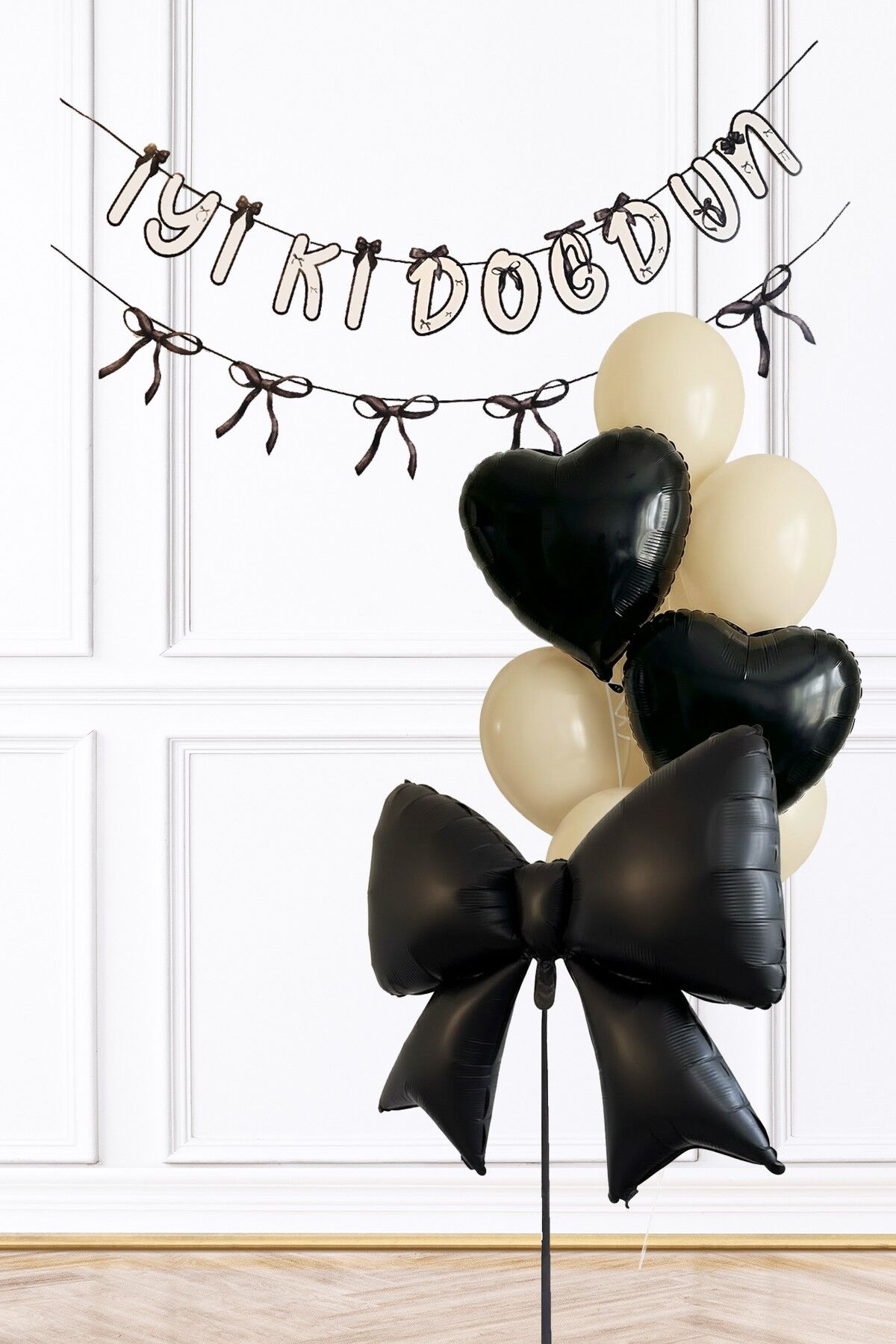 Siyah Fiyonk Tema Doğum Günü Balon Süsleme Seti Set227