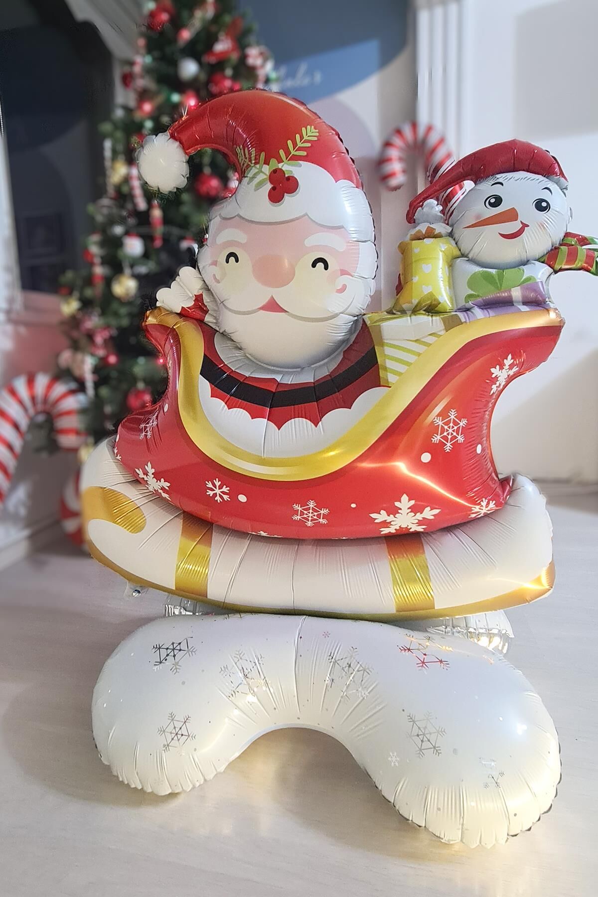 Dev Kızaklı Noel Baba Yılbaşı Balonu Ayaklı Büyük Folyo Balon
