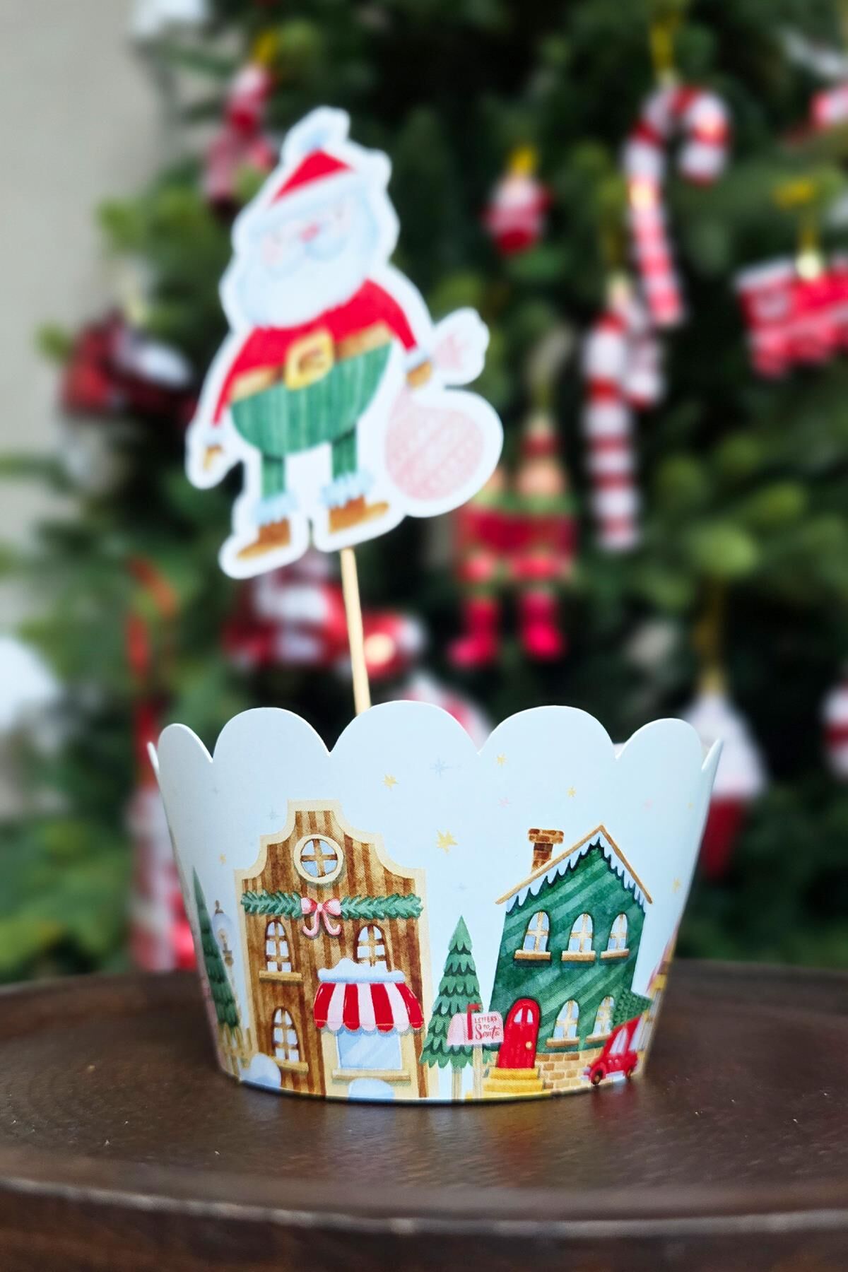 Yılbaşı Konsepti Yılbaşı Evleri Cupcake Sargısı 10'lu Paket Yılbaşı Sofra Süsleri