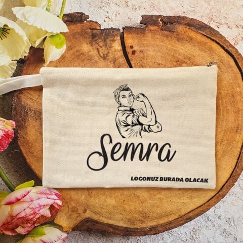 Tek Tek İsimli Makyaj Çantası 8 Mart Kadınlar Günü Logo Baskılı Kadının Gücü