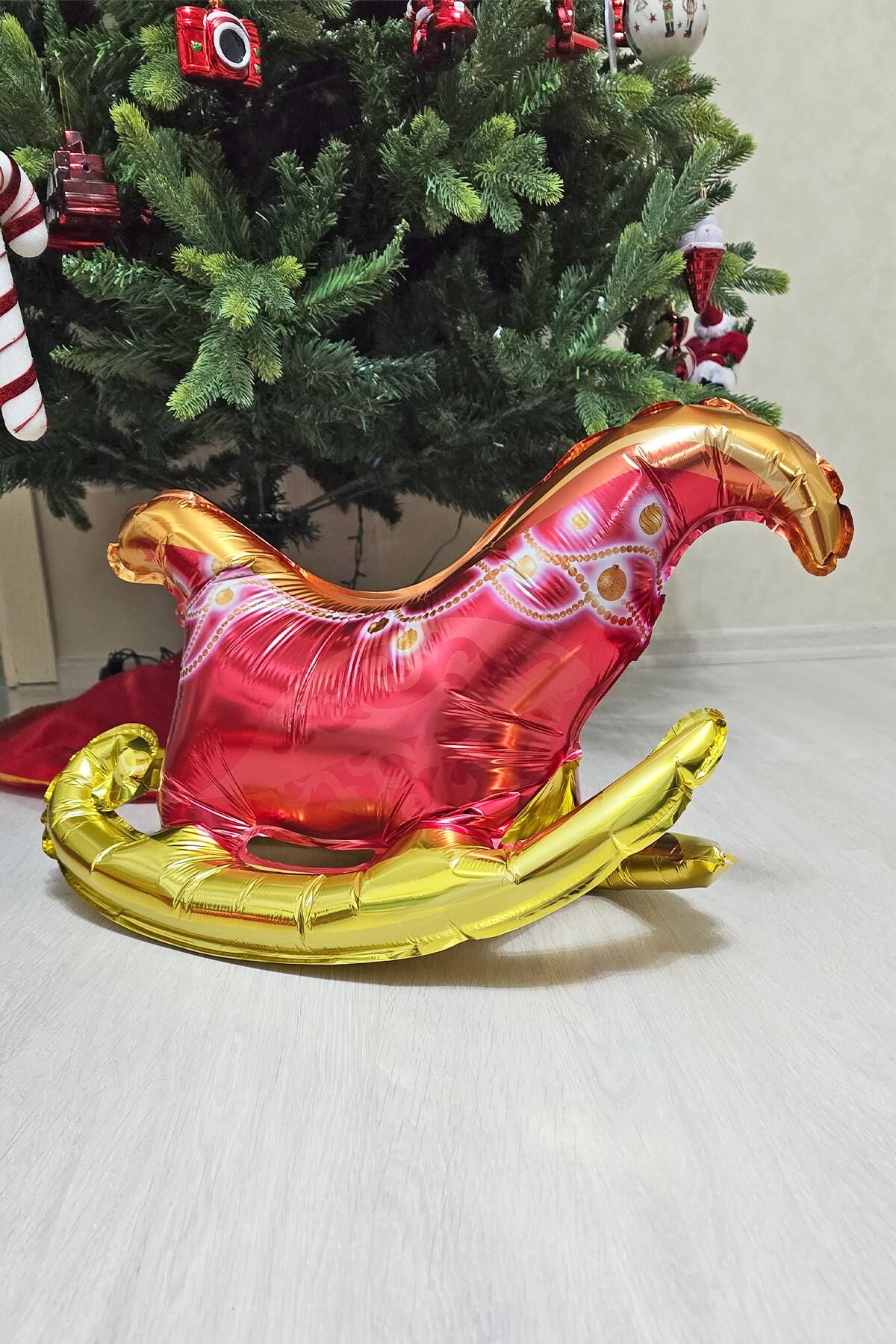 Kızak Folyo Balon Yılbaşı Balonu Noel Baba Kızağı Balon Yılbaşı Süsü