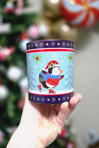 Yılbaşı Kupası Penguen Tasarım Yılbaşı Hediyesi Kupa Bardak İçi ve Kulbu Kırmızı Kupa