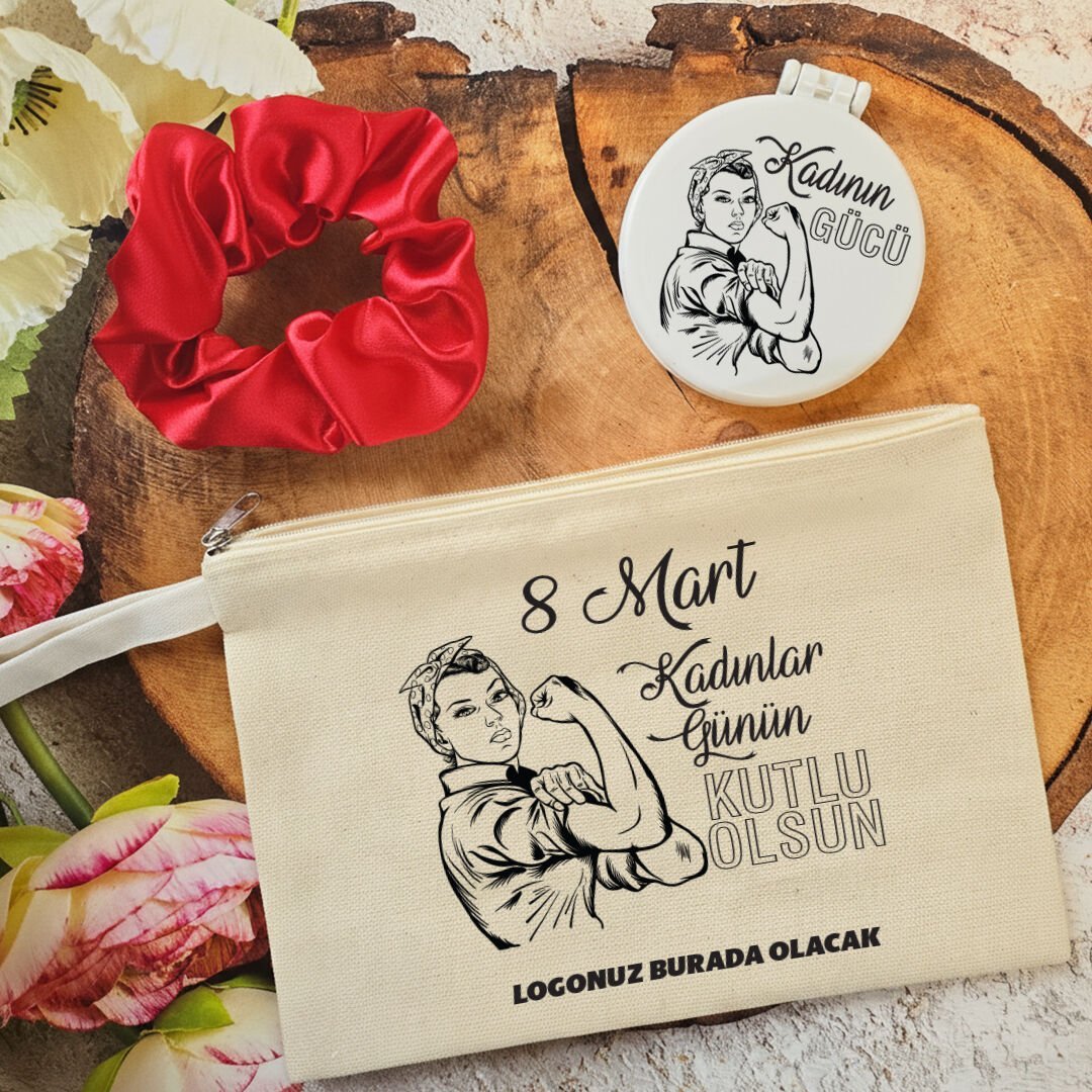 Plastik Aynalı Kadınlar Günü Hediye Seti Kadının Gücü 8 Mart Hediyelik Ayna Toka Çanta
