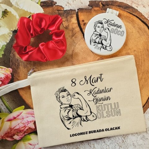 Plastik Aynalı Kadınlar Günü Hediye Seti Kadının Gücü 8 Mart Hediyelik Ayna Toka Çanta