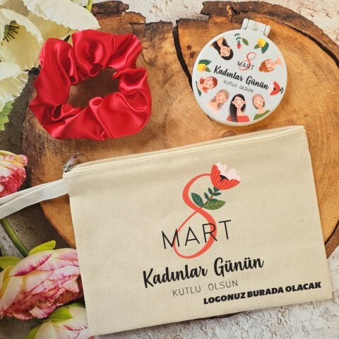 Plastik Aynalı Kadınlar Günü Hediye Seti Kadın Figürleri 8 Mart Hediyelik Ayna Toka Çanta