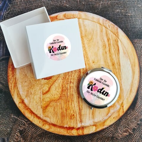 8 Mart Kadınlar Günü Hediyesi Ayna Firma Logolu Renkli Kadınlar