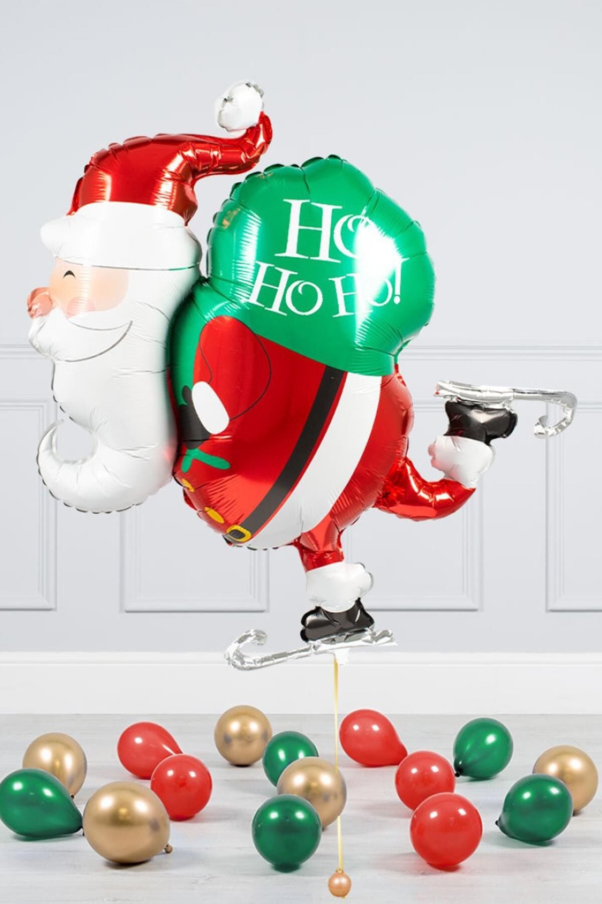 Noel Baba Balonu - Yılbaşı Süsleme Balonları Buz Kayağı Yapan Noel Baba Hediyeli Noel Baba Balonu