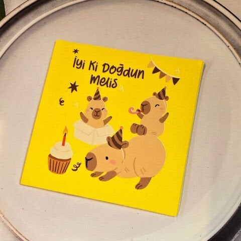Kapibara Konsept Dokulu Sarı İsme Özel Kare Peçete