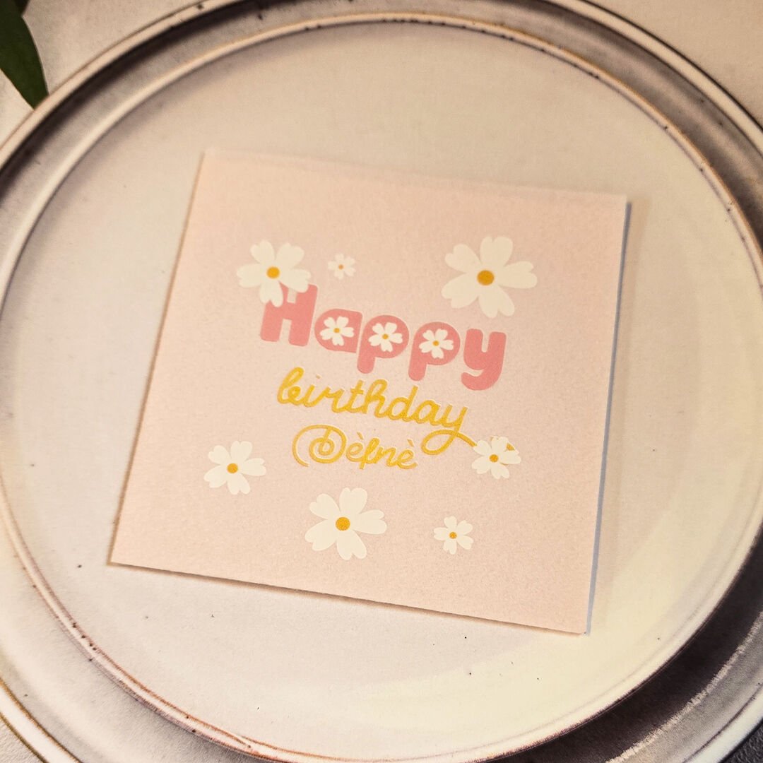 Papatya Konsept Dokulu Pembe İsme Özel Kare Peçete