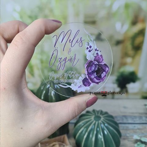 Mor Lila Çiçekler Konsept Şeffaf Pleksi Magnet Kutusuz