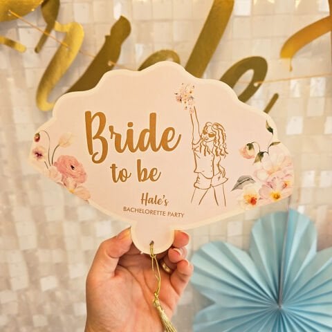 Çiçekli Gold Bride to be Konsept Bekarlığa Veda Püsküllü Yelpaze Kart