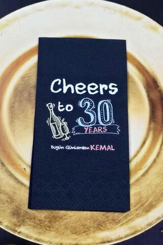 Kara Tahta Konsept Siyah Baskılı Peçete