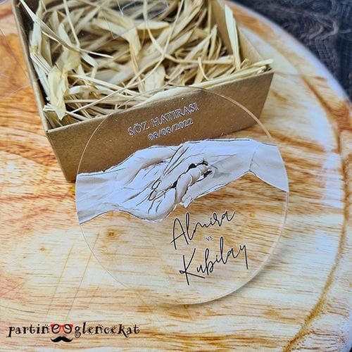 El Ele Aşk Konsept Şeffaf Pleksi Magnet Şeffaf Kapaklı Kraft Kutu