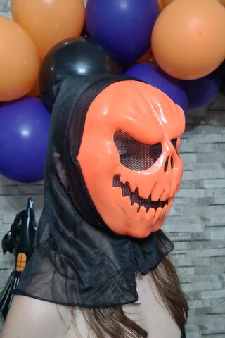 Cadılar Bayramı Korkunç Balkabağı Maskesi