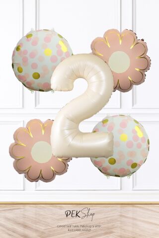 Pembe Çiçekler ve Konfeti Tema Krem Yaş Balonlu Doğum Günü Balon Seti