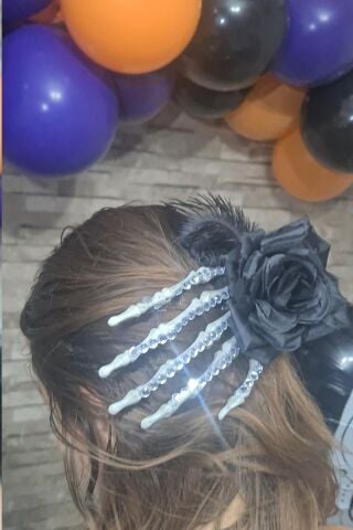 Çiçekli Parlak İskelet Eli Cadılar Bayramı Tokası Halloween Saç Tokası Aksesuarları