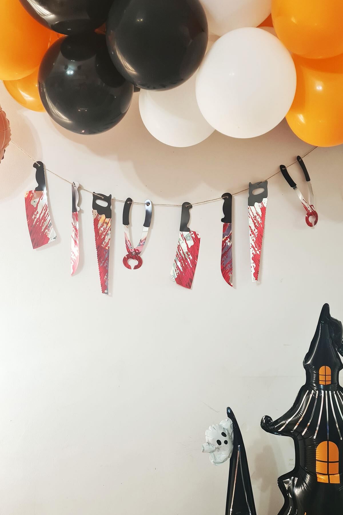 Kanlı Bıçak Satır Testere Banner Cadılar Bayramı Süsleri İpe Dizili Banner Süs Halloween Süsleri