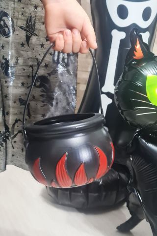 Cadılar Bayramı Şeker Kovası Cadı Kazanı Şeklinde Halloween Şeker Kovası