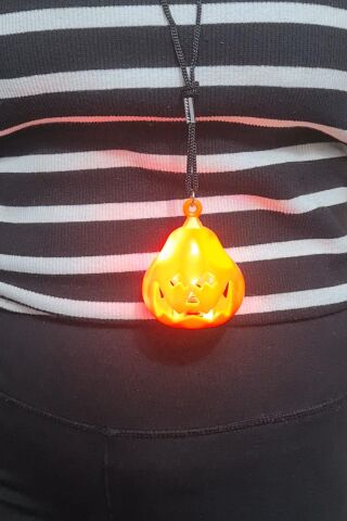 Halloween Işıklı Balkabağı Kolye Cadılar Bayramı Bal Kabağı Kolyesi Işıklı