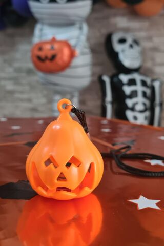 Halloween Işıklı Balkabağı Kolye Cadılar Bayramı Bal Kabağı Kolyesi Işıklı