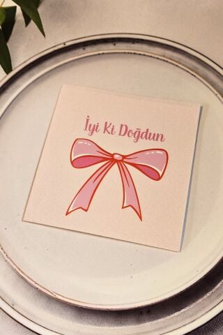 Fiyonk Tema Doğum Günü Peçetesi İyi Ki Doğdun 12li Pembe Kare Kumaş Dokulu 12 Adet