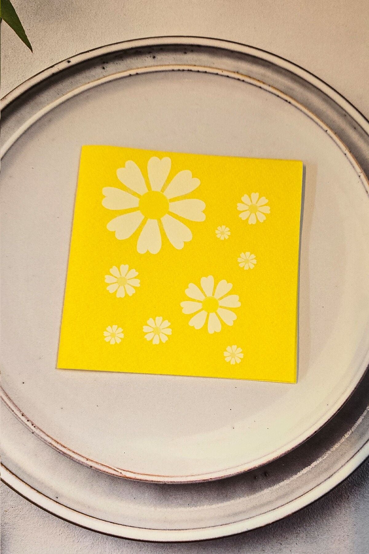 Papatya Desen Baskılı Sarı Kare Kumaş Dokulu Peçete 12 Adet