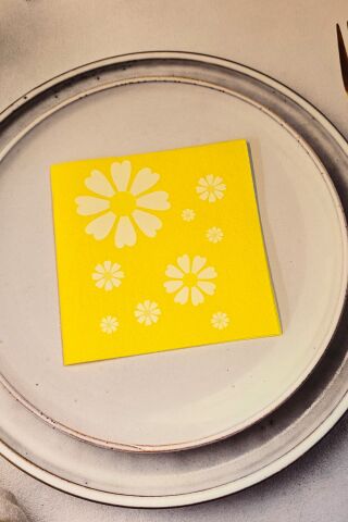 Papatya Desen Baskılı Sarı Kare Kumaş Dokulu Peçete 12 Adet