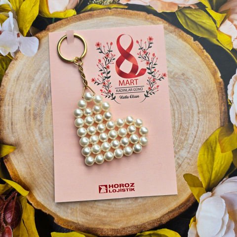 8 Mart Kadınlar Günü Kalp Şeklinde Anahtarlık Hediyelik