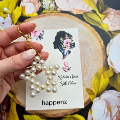 8 Mart Kadınlar Günü Kadın Silüeti Yıldız Şeklinde Anahtarlık Hediyelik