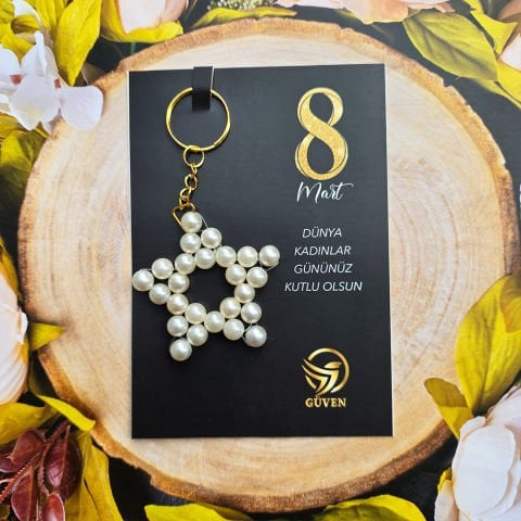 8 Mart Kadınlar Günü Siyah Gold Kartlı Yıldız Şeklinde Anahtarlık Hediyelik