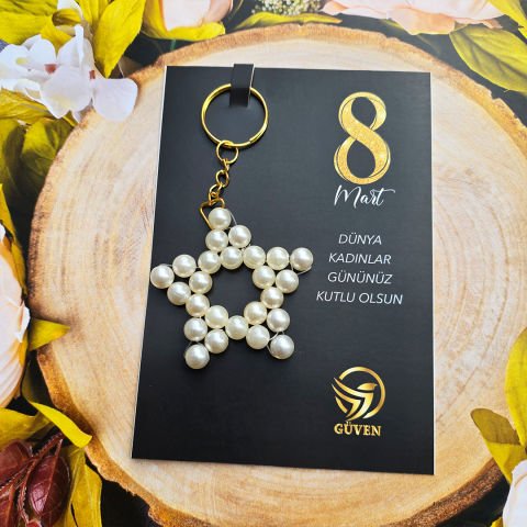 8 Mart Kadınlar Günü Siyah Gold Kartlı Yıldız Şeklinde Anahtarlık Hediyelik