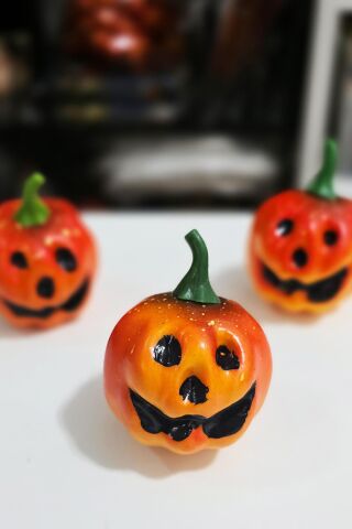 Halloween Gülen Surat Balkabağı Figür Süs 7cm - 3 Lü Set Cadılar Bayramı Kabak Figür Masa Süsleri 3 Adet