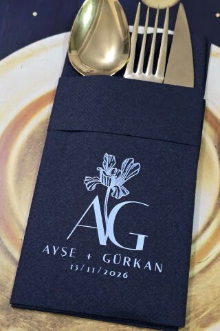 Kumaş Dokulu Cepli Siyah Peçete Baş Harf Konsept