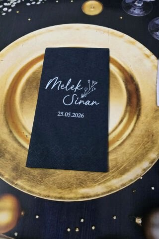 Zarif El Yazılı Konsept Kişiye Özel Siyah Peçete