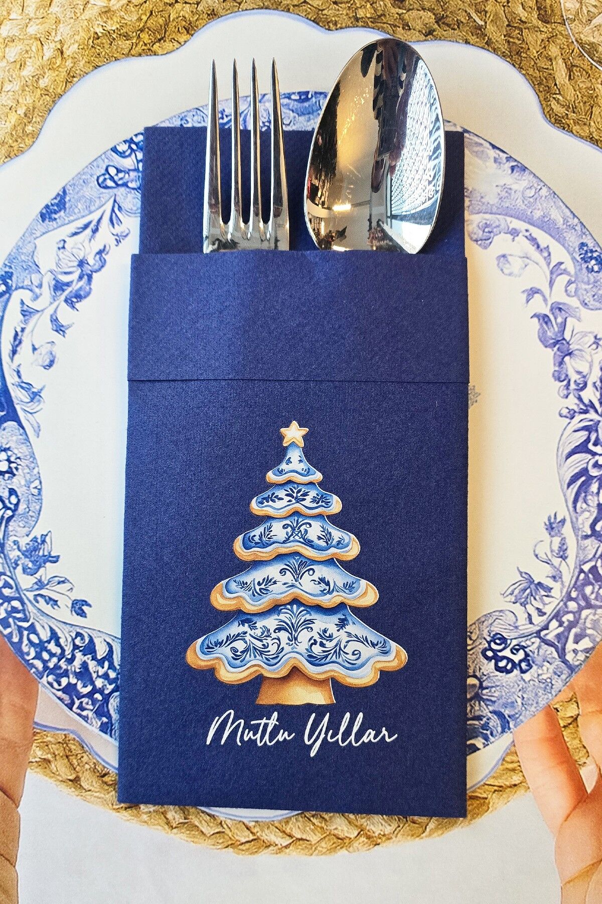 Kumaş Dokulu Lacivert Bleu Blanc Yılbaşı Ağacı Tasarım Cepli Yılbaşı Peçetesi 6lı Paket