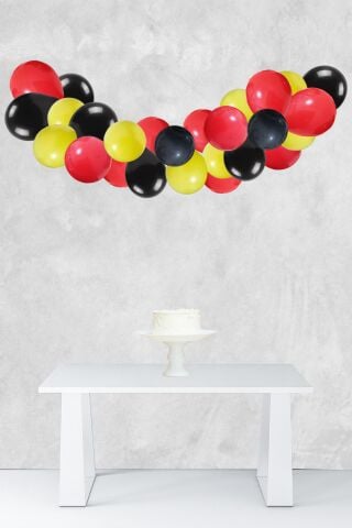 Kırmızı Siyah Konsept Balon Zinciri Yarış İtfaiye Temalı Balon Seti 47 Parça