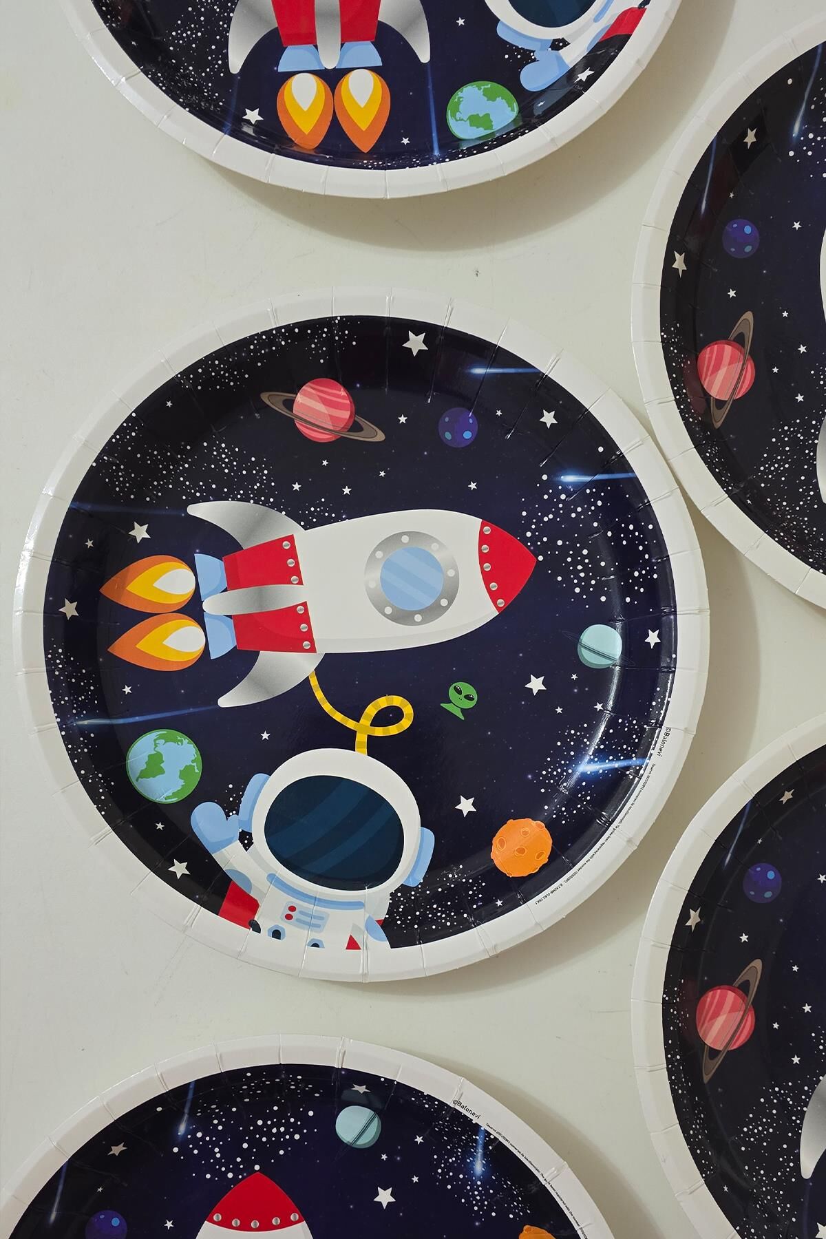 Uzay Tema Karton Tabak 8 li Paket Galaksi Tabak